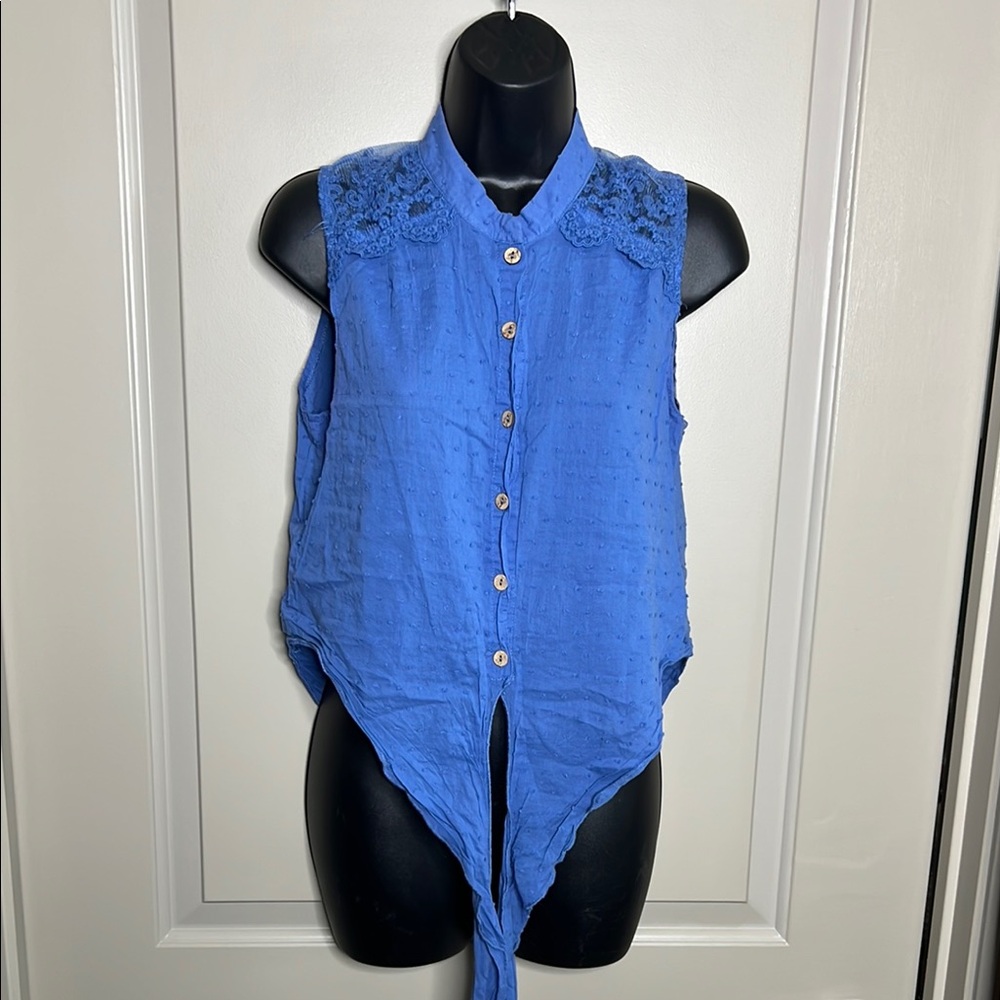 Blue Sleeveless Women's Top